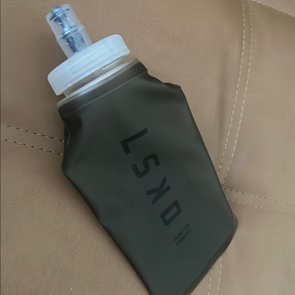 NWOT LSKD Run Water Bottle Soft Flask 500ml